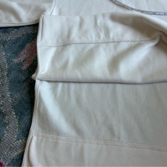 Lou and Grey long sleeve off white turtleneck size M- NWT - Picture 9 of 12